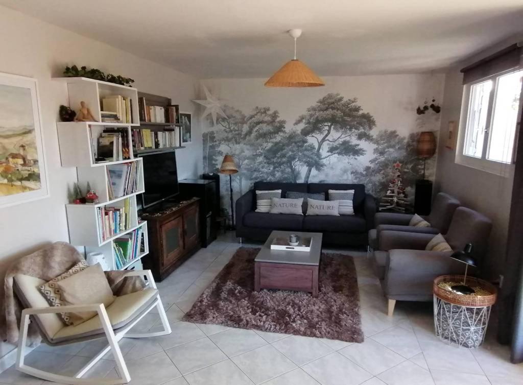La Cayrade Villa Uzer  Luaran gambar